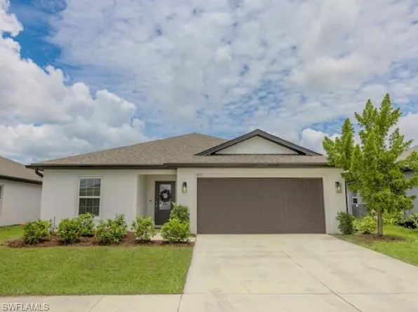 813 Franklin CT, IMMOKALEE, FL 34142