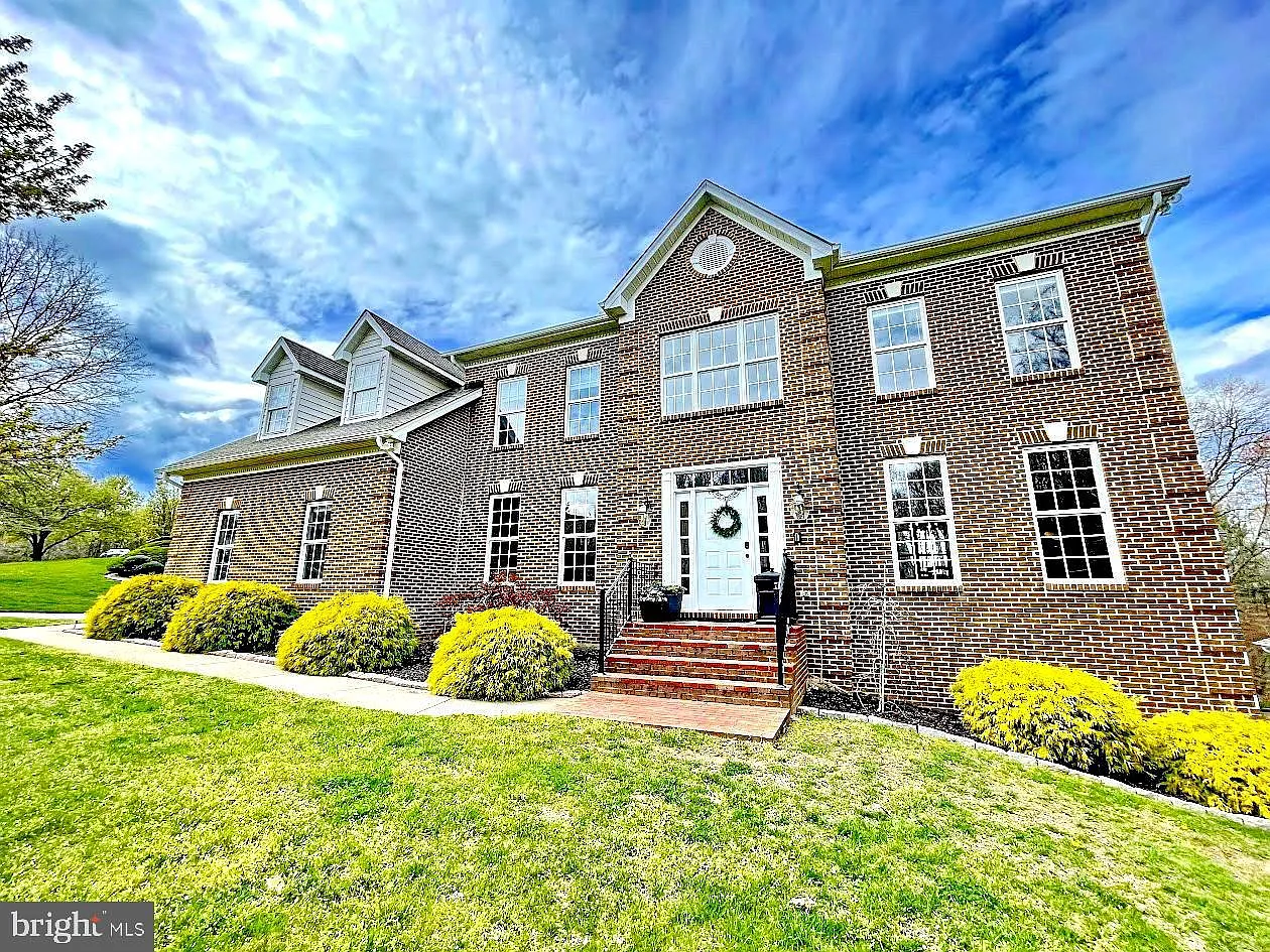 2305 Watertrumpet Ct photo 1