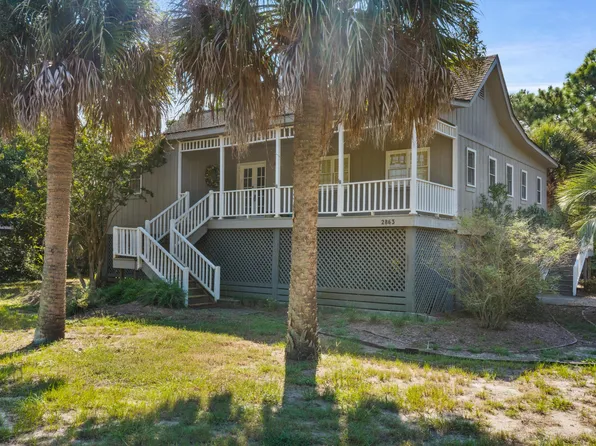 2863 Middle St, Sullivans Island, SC 29482