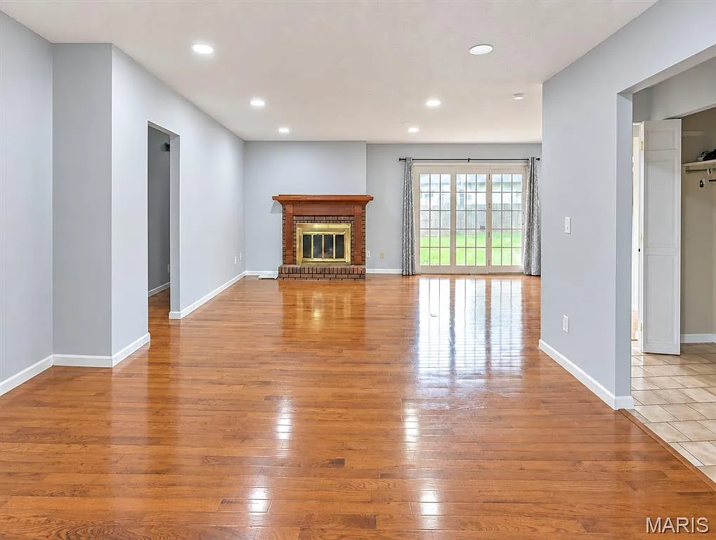 3 bed, 3.0 bath, 1617 sqft, $2,800 — Photo 4