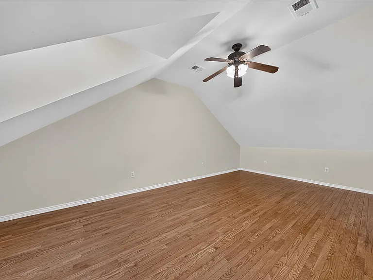 3813 Rochester Rd — Photo 27