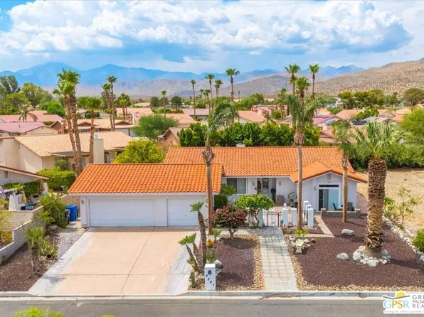 9241 Clubhouse Blvd, Desert Hot Springs, CA 92240