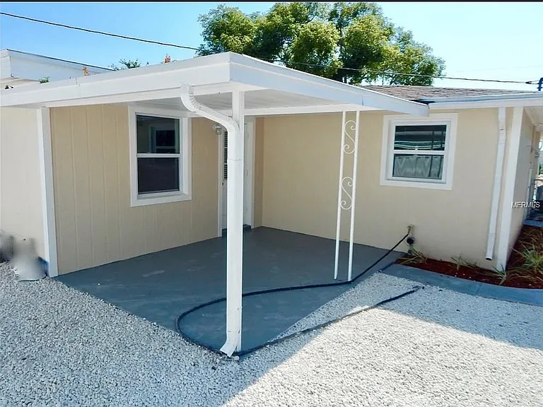 2240 Tahitian Dr — Photo 16