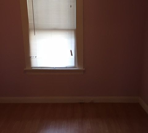 4th image of 7071 Sutherland Ave #1