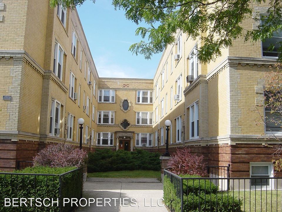 1st image of 4346 N Winchester Ave APT 1W
