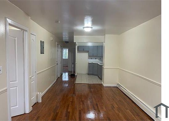 1st image of 106-34 156th St Floor 3