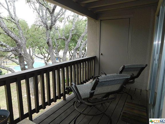 5th image of 1029 Parkview Dr APT F37