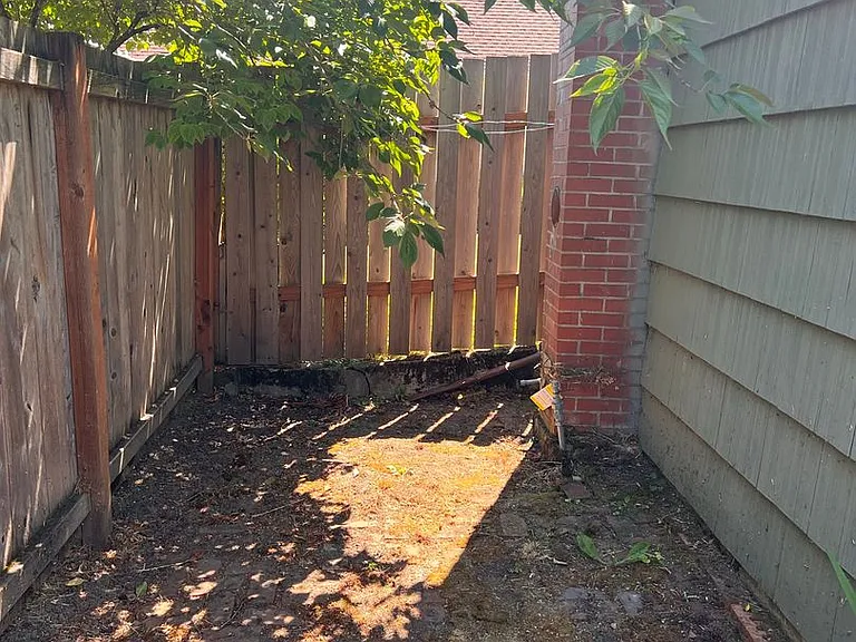 1455 NW Harrison Blvd — Photo 30