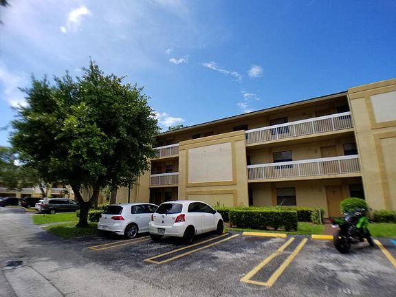 2nd image of 9000 NW 28th Dr APT 1109