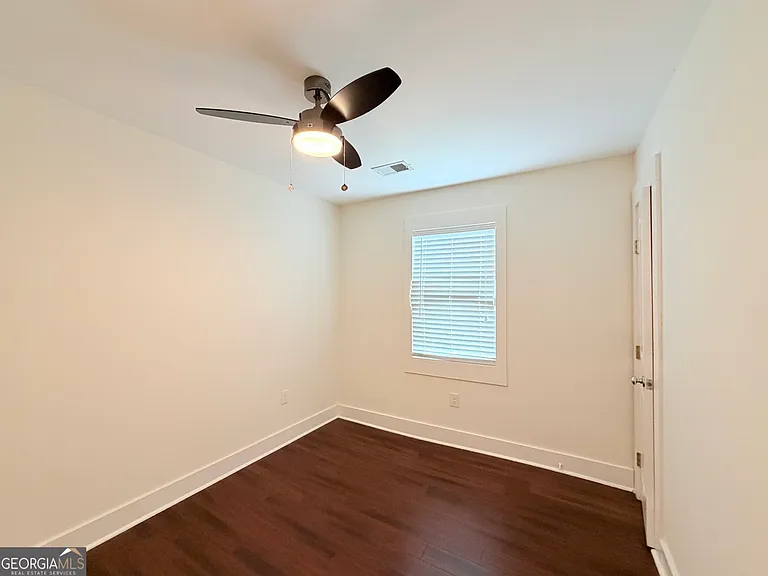 1109 Ira St SW — Photo 13