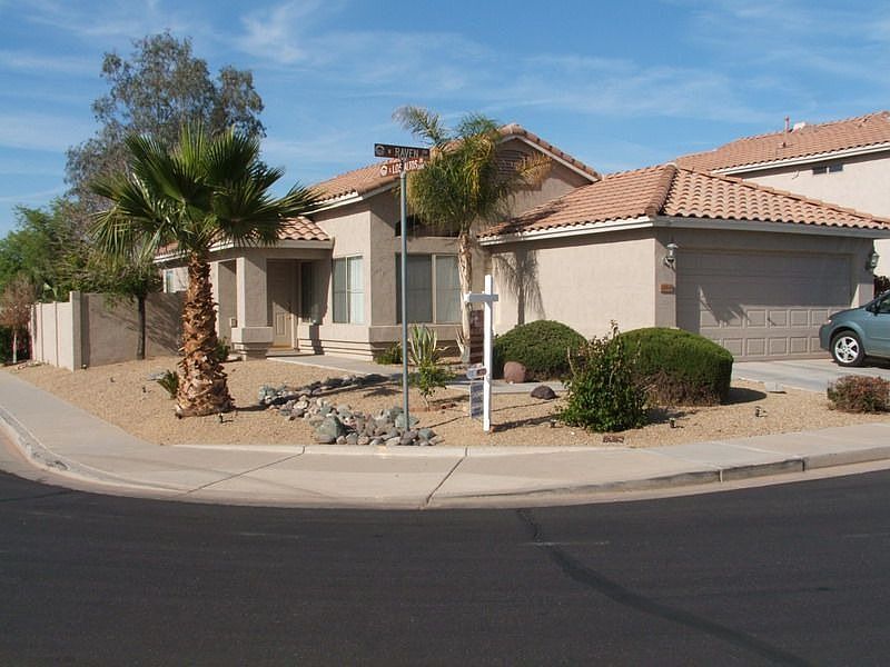 1st image of 1984 W Raven Dr