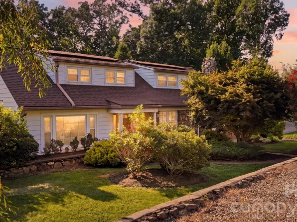 1686 Dutch Cove Rd, Canton, NC 28716