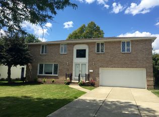 138 Foxpoint W, Buffalo, NY 14221
