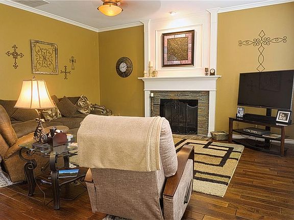 5th image of 3404 Dowland Dr