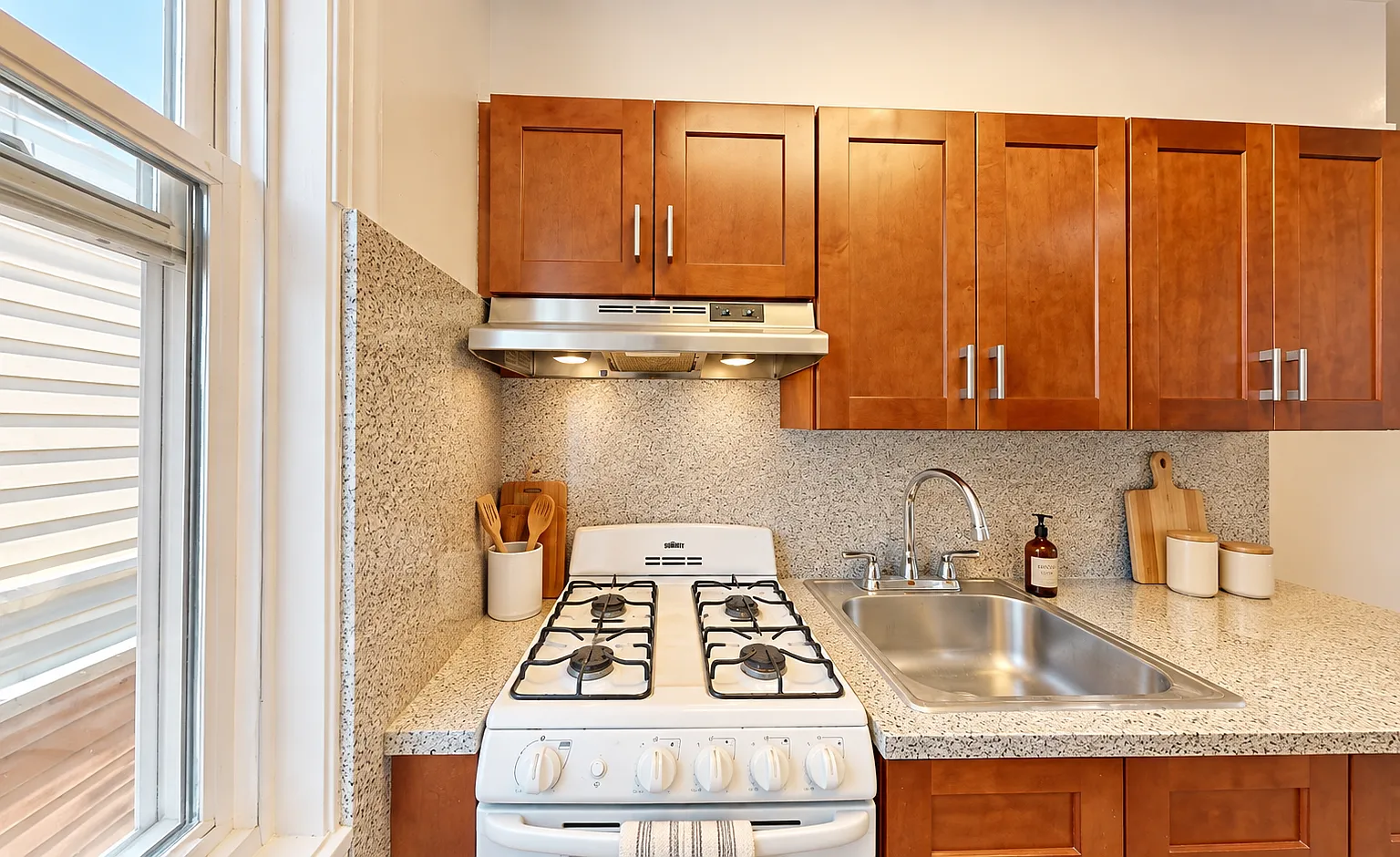 69-03 Luther Road — Photo 3