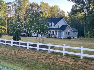 1718 Bridgewater Blf, Maidens, VA 23102