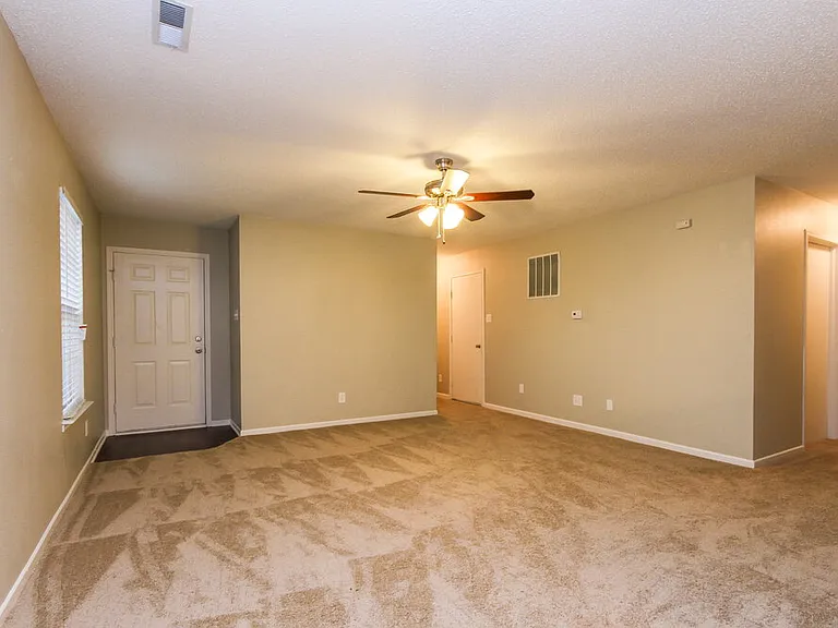 95 Snowflake Cir — Photo 3