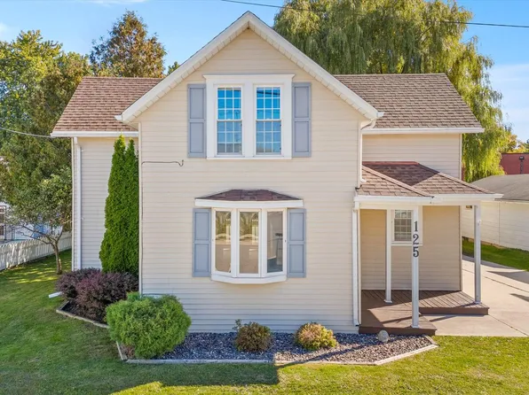 125 North 10th STREET, Oostburg, WI 53070