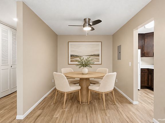3rd image of 10211 Cedar Lake Rd APT 115