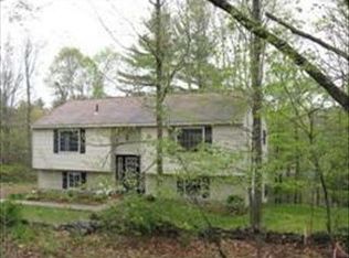 281 Alpine Dr, Southbridge, MA 01550