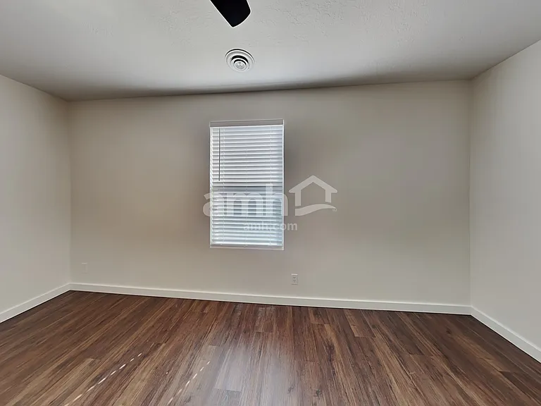 19735 Susquehanna Way — Photo 10