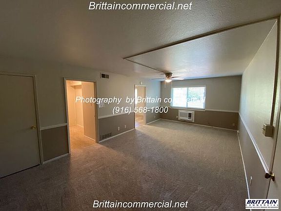 3rd image of 2533 2nd Ave