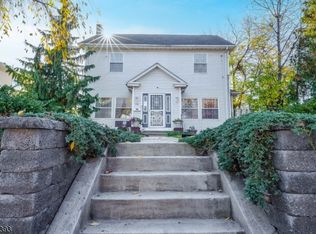 934 Orchard Ter, Linden, NJ 07036
