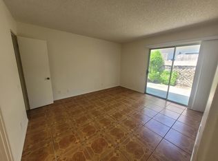 835 E Vista Chino APT 4, Palm Springs, CA 92262