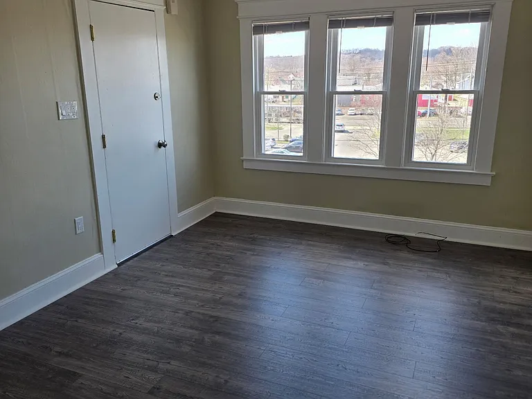 22 Calvin Ave — Photo 6