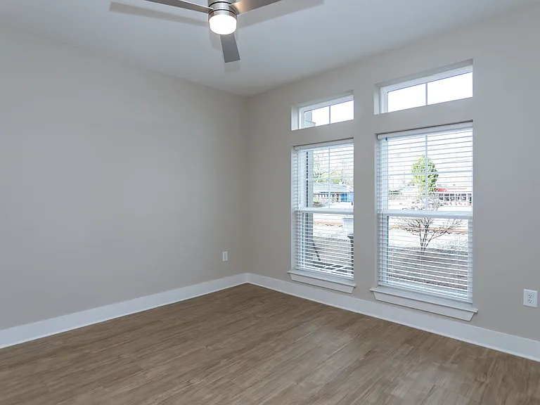 StationTwo22 Apartments — Photo 32