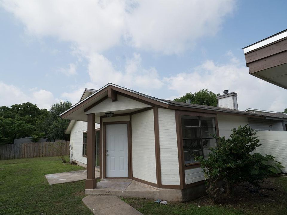 1st image of 9602 Vale Dr