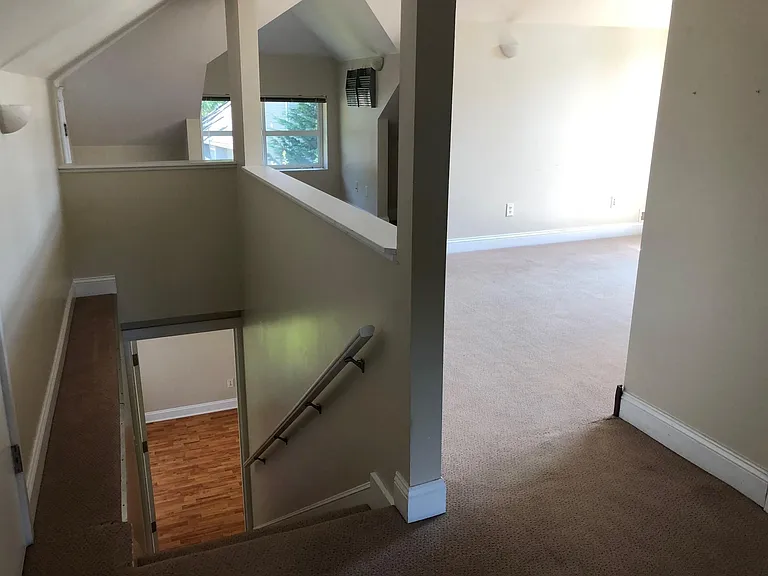 3107 E Madison St #B — Photo 15