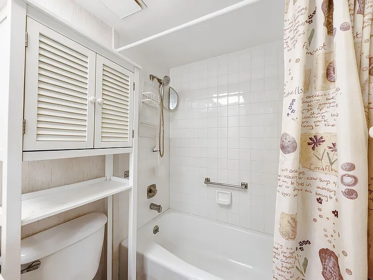 1701 Courtyard Way #105 — Photo 17