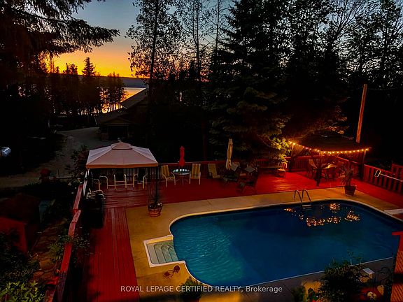 3rd image of 502495 Grey Ave #1