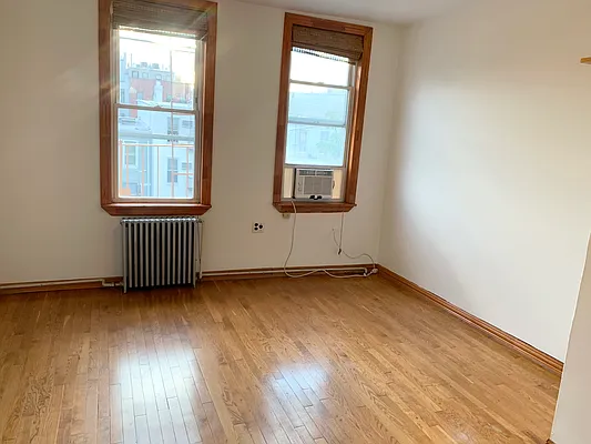 Rented by Owner | media 9