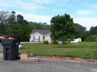 1048 Crestview Ct, Winder, GA 30680