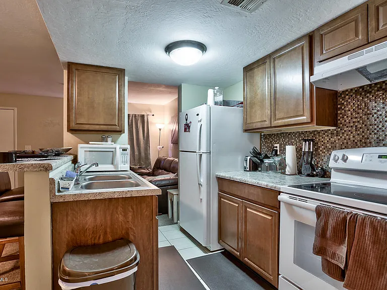 12123 W Bell Rd — Photo 7
