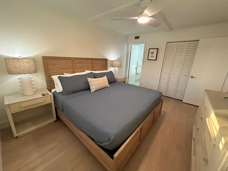 484 NE Plantation Rd #4102 — Photo 15