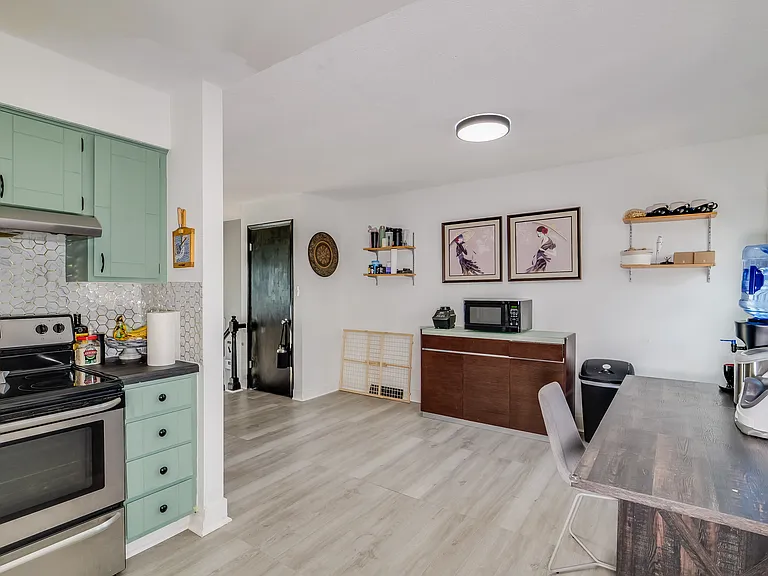 6909 Bomar Dr — Photo 8