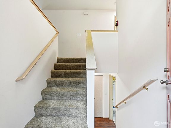 4th image of 44525 Pine Road