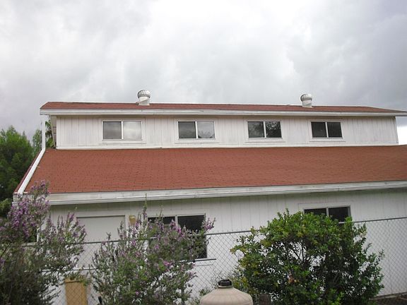 Turn this into your dream shop or second home