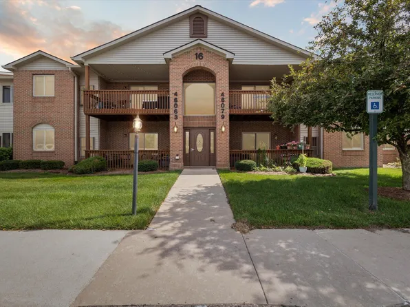 46063 Tallgrass Ct, Van Buren Twp, MI 48111