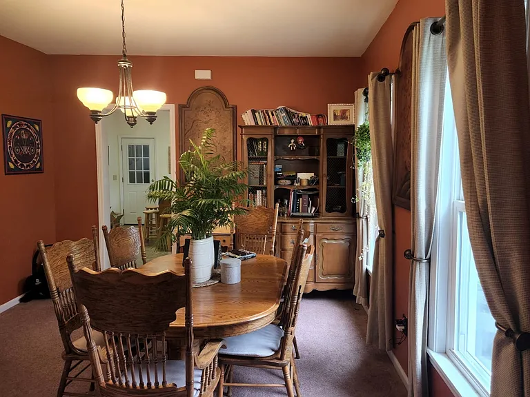44 Bloomfield Pl — Photo 4