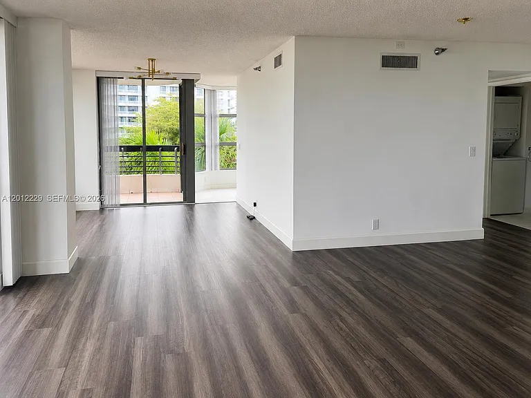 3400 NE 192nd St #504 — Photo 5