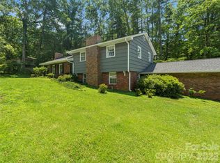20 S Oak Forest Dr, Asheville, NC 28803