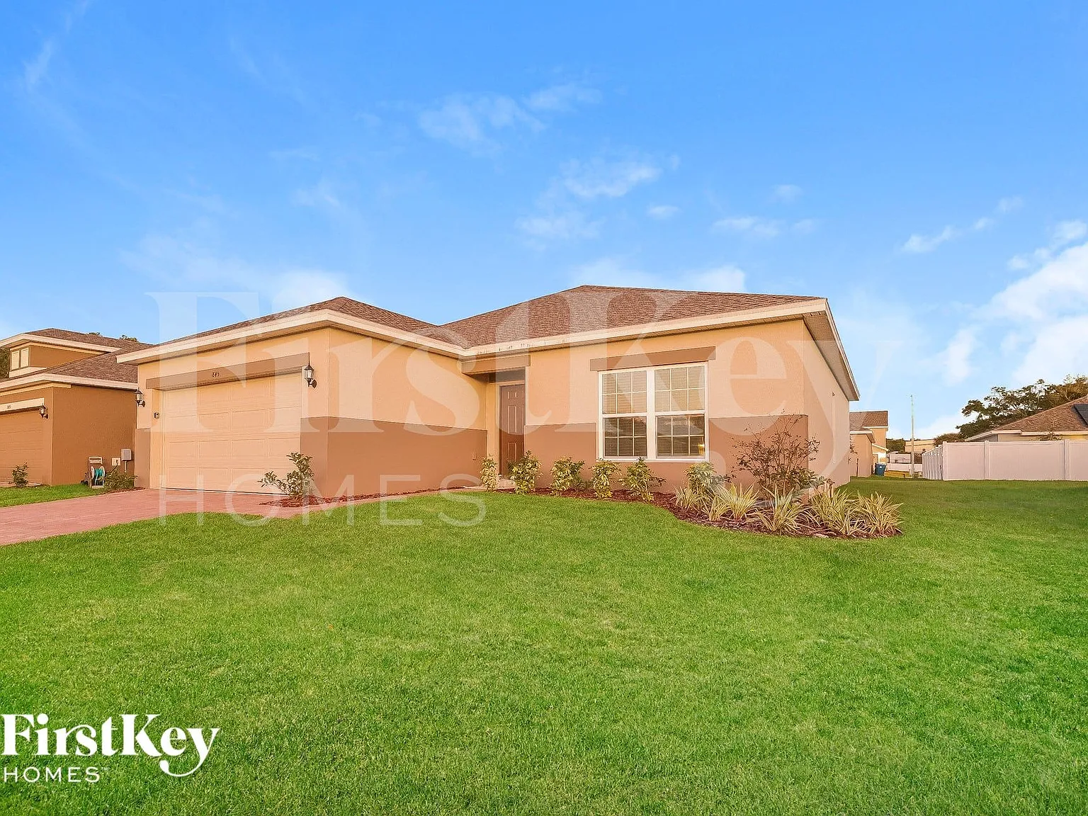 3 bed, 2.0 bath, 1570 sqft, $1,775 — Photo 2