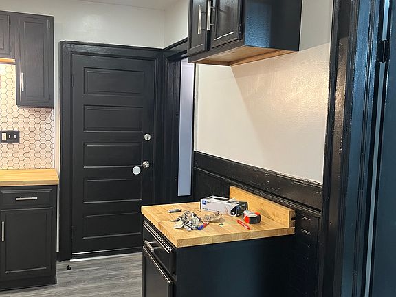 2nd image of 248 Sherman St #2