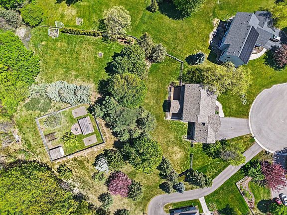 4th image of 2350 Fawn Hill Ct