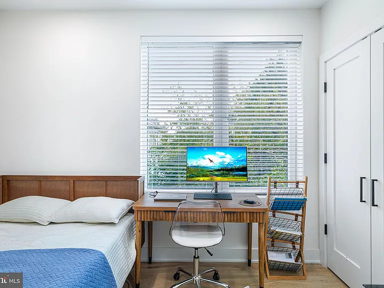 1307 Longfellow St NW #7 — Photo 10