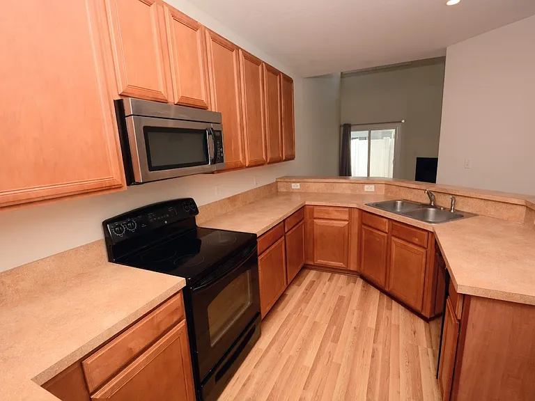 5062 Glen Canyon Dr — Photo 24
